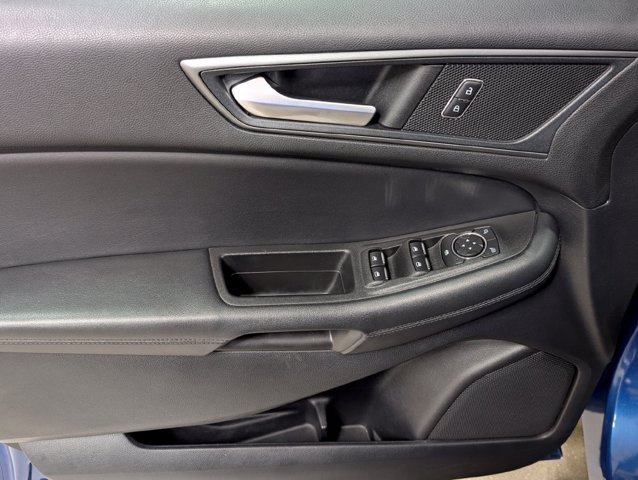Certified 2020 Ford Edge SE FWD image 11