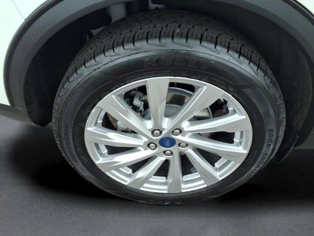 Certified 2022 Ford Escape Titanium w/ Titanium Elite Package AWD/4WD image 13
