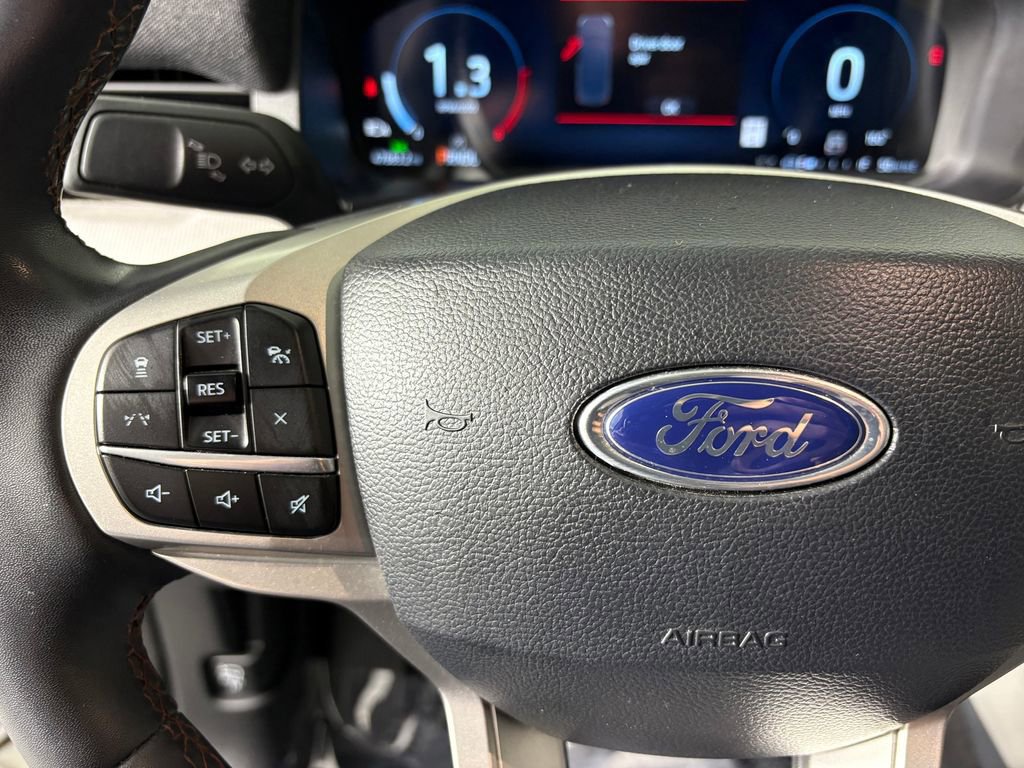 Certified 2025 Ford Explorer Active w/ Active Comfort Package AWD/4WD image 22