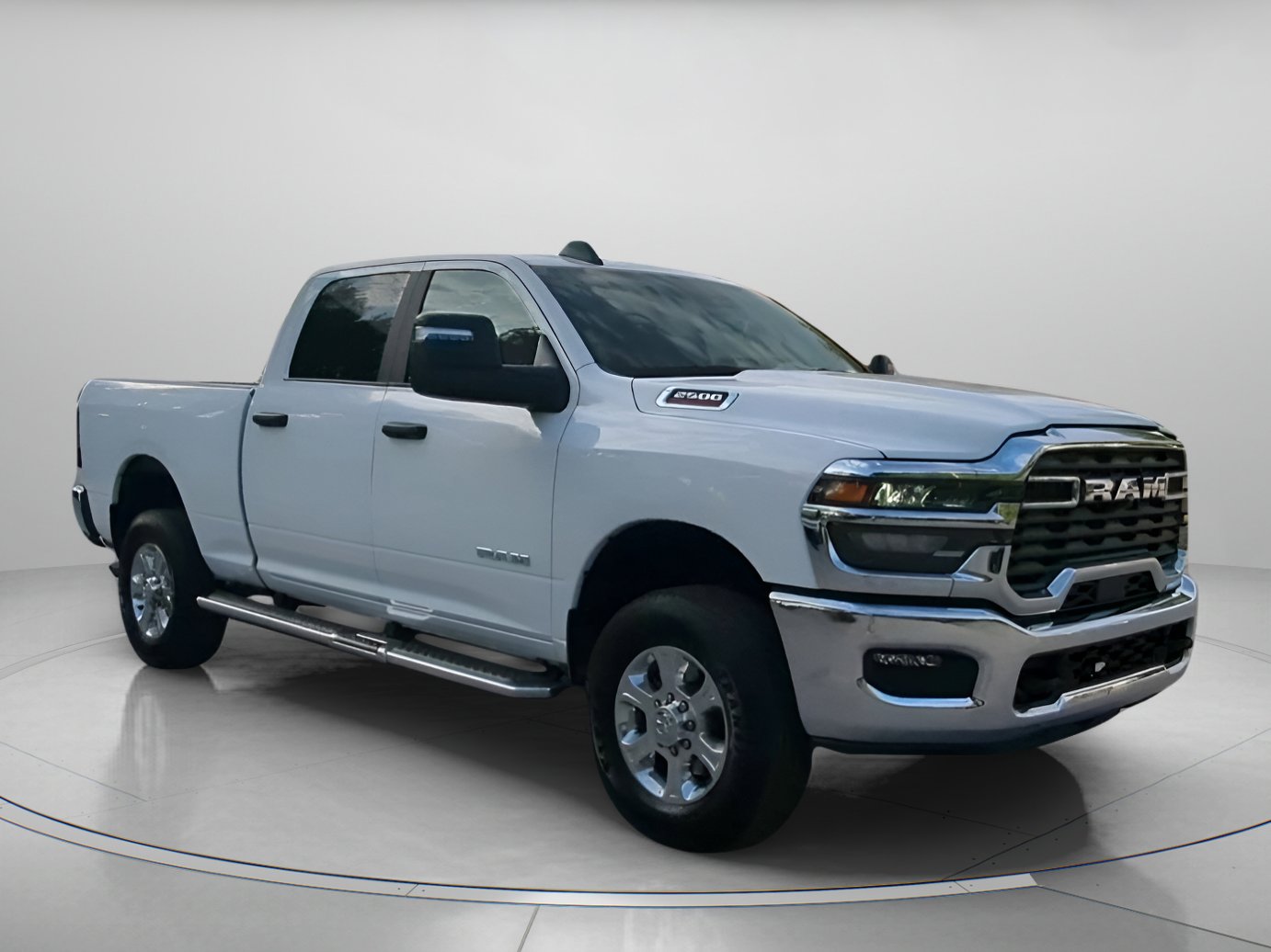 Used 2026 RAM 2500 Big Horn AWD/4WD image 2