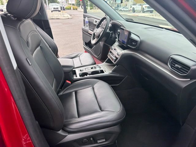 Certified 2023 Ford Explorer XLT w/ Equipment Group 202A AWD/4WD image 17