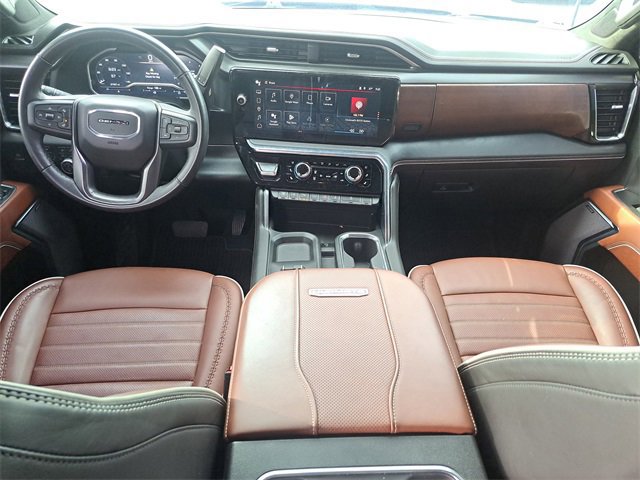Used 2024 GMC Sierra 2500 Denali Ultimate image 17