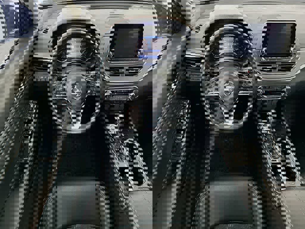 Used 2024 Nissan Altima 2.5 SR image 13