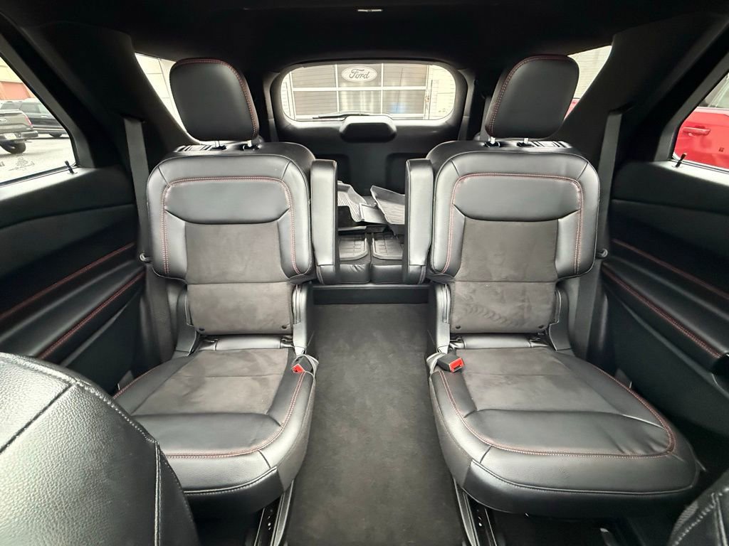 Certified 2023 Ford Explorer ST-Line w/ Class IV Trailer Tow Package image 27