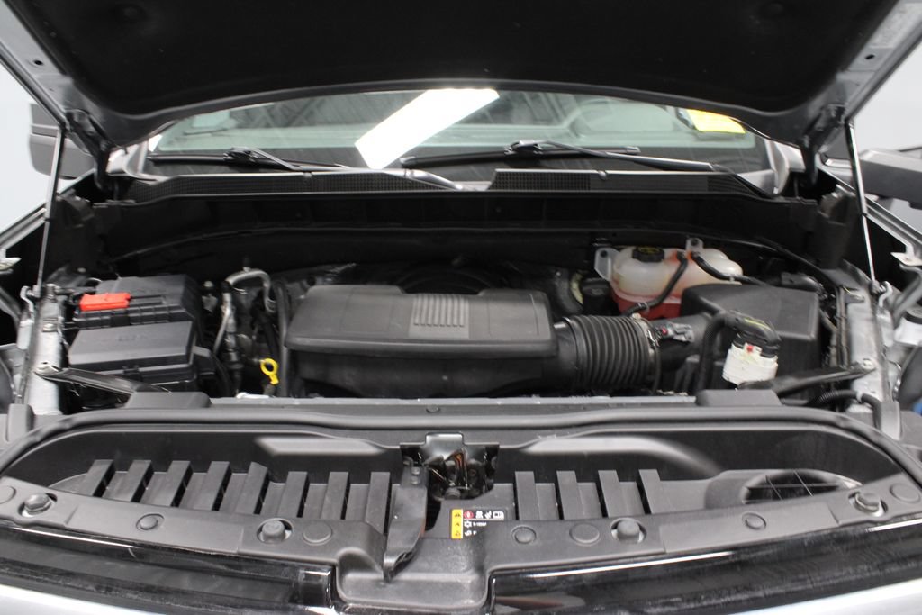 Used 2025 Chevrolet Silverado 1500 High Country w/ High Country Premium Package AWD/4WD image 14