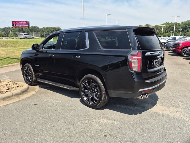 Used 2024 Chevrolet Tahoe Premier w/ Premium Package 2 AWD/4WD image 6