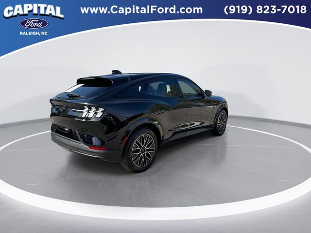 Certified 2025 Ford Mustang Mach-E Premium image 6