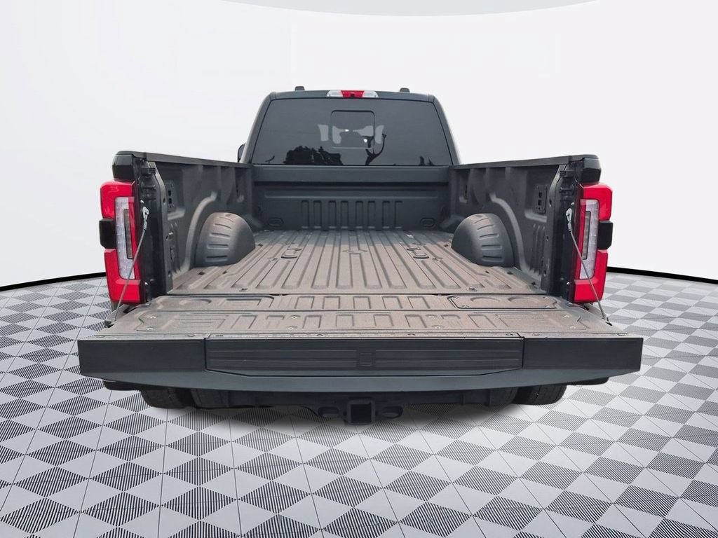 Certified 2026 Ford F450 Platinum w/ FX4 Off-Road Package AWD/4WD image 27