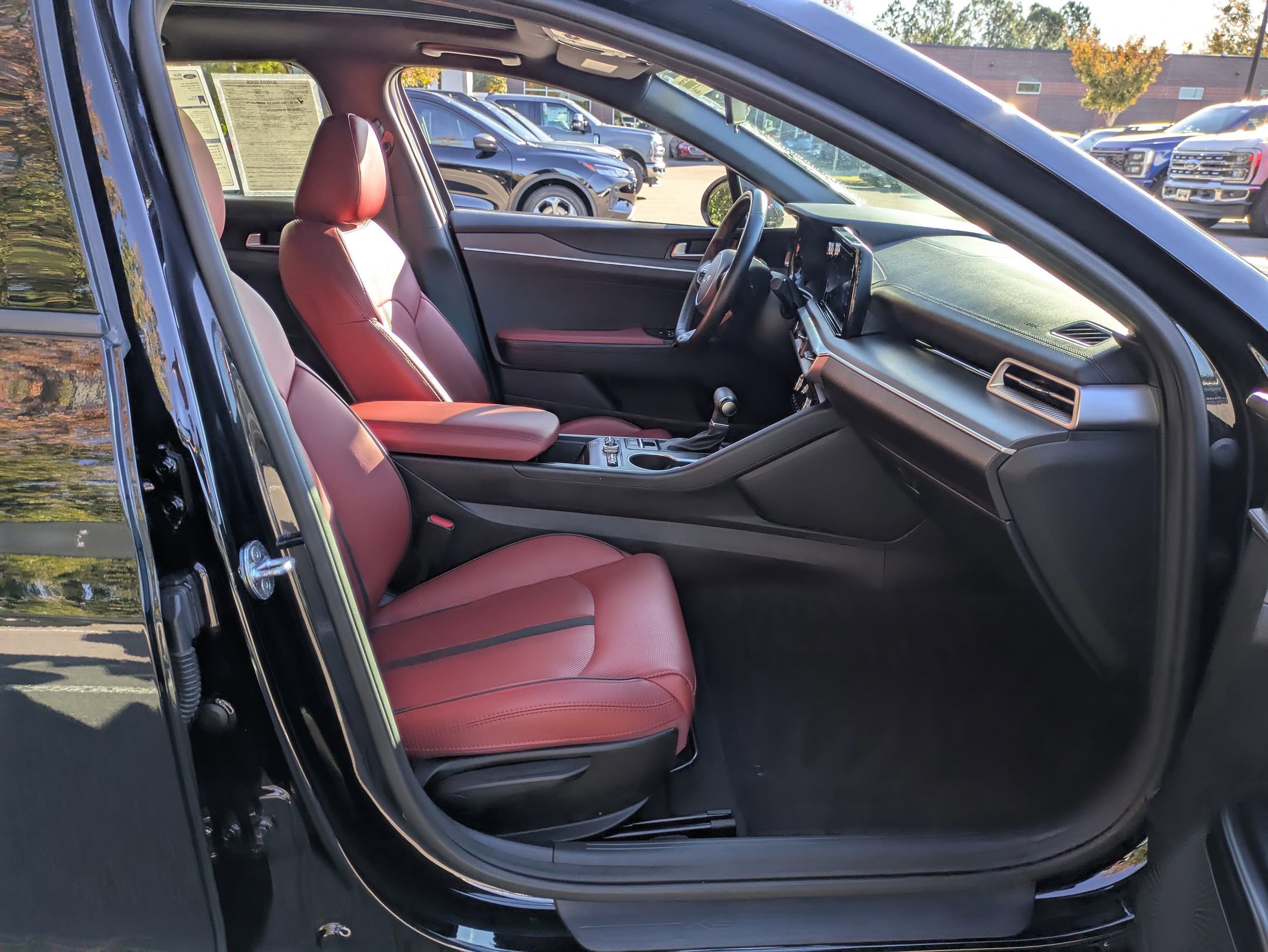 Used 2023 Kia K5 GT-Line image 38