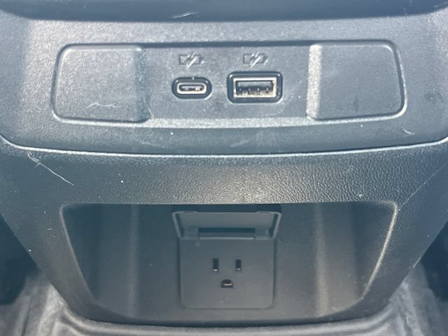 Used 2026 Chevrolet Colorado ZR2 w/ Technology Package AWD/4WD image 42