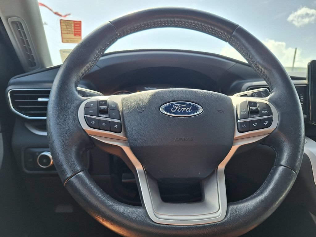 Certified 2020 Ford Explorer XLT w/ Equipment Group 202A RWD image 21