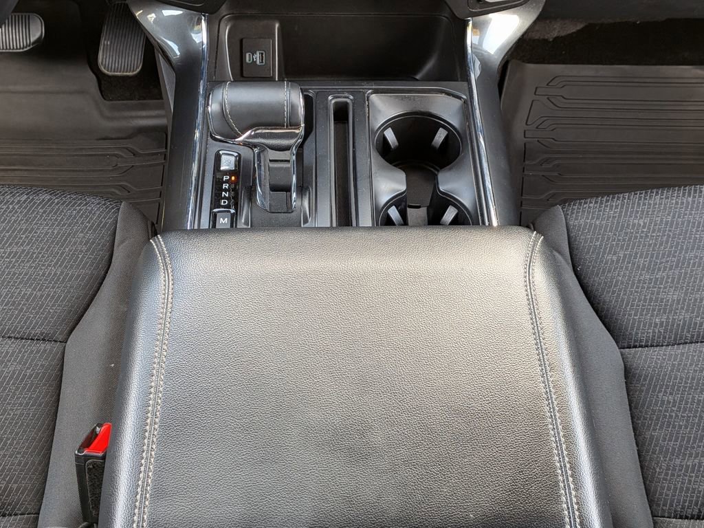 Certified 2022 Ford F150 XLT w/ Equipment Group 302A High image 19