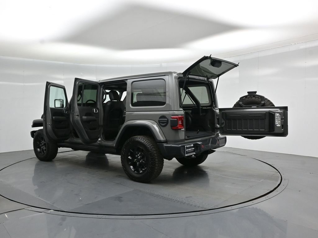 Used 2019 Jeep Wrangler Unlimited Sahara w/ Quick Order Package 24M Moab image 53