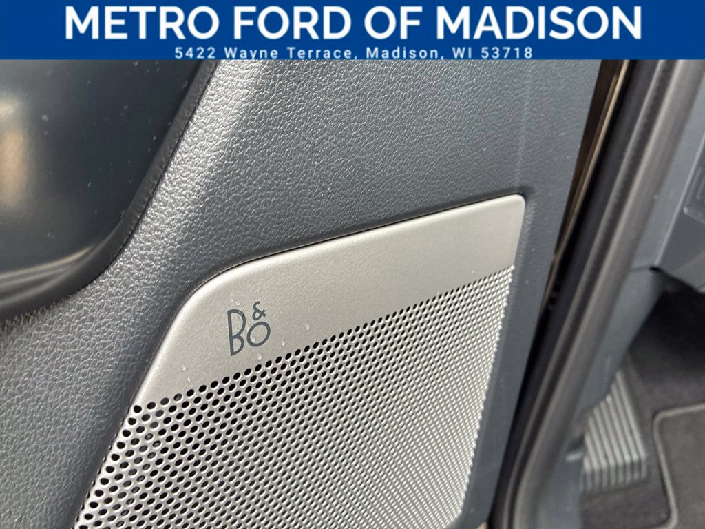 Certified 2025 Ford F150 Platinum AWD/4WD image 19