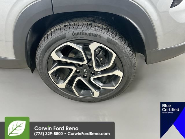 Used 2025 Chevrolet Trax RS w/ Driver Confidence Package FWD image 33