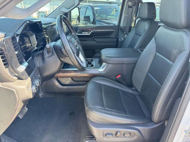 Used 2024 GMC Sierra 2500 SLT w/ SLT Premium Package AWD/4WD image 8