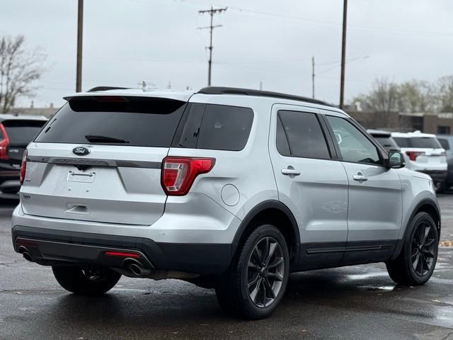 Certified 2017 Ford Explorer XLT w/ Equipment Group 202A image 9