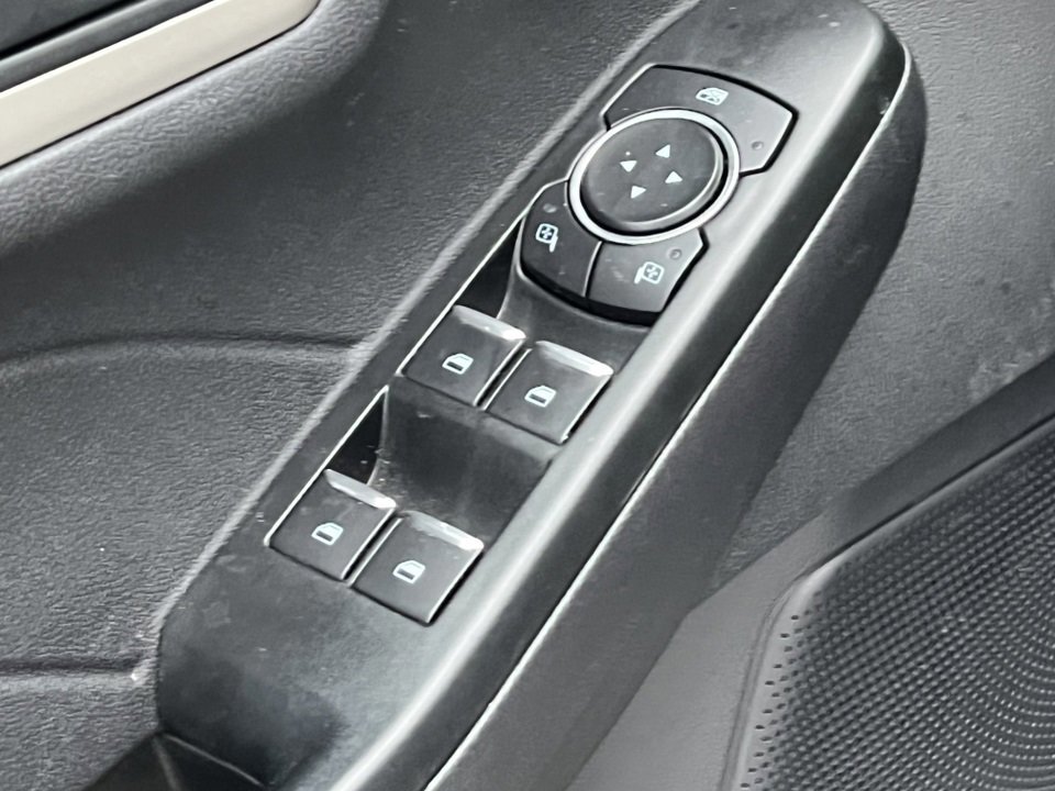 Certified 2022 Ford Escape SE w/ Convenience Package image 19