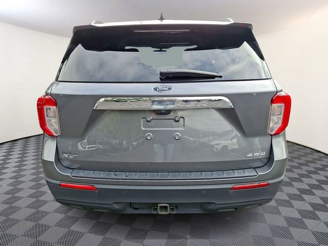 Certified 2022 Ford Explorer XLT w/ Class IV Trailer Tow Package image 7