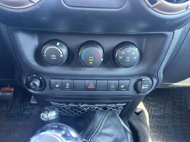 Used 2017 Jeep Wrangler Unlimited Sahara image 15