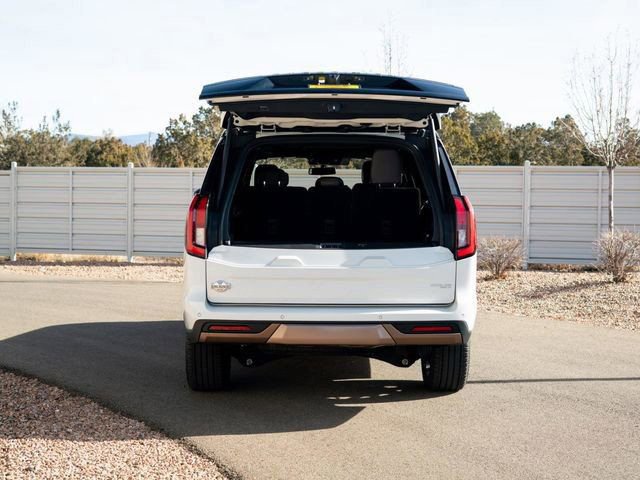 Certified 2025 Ford Expedition King Ranch AWD/4WD image 7