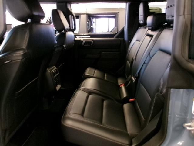 Certified 2025 Ford Bronco Outer Banks AWD/4WD image 8