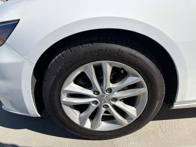 Used 2018 Chevrolet Malibu LT FWD image 11