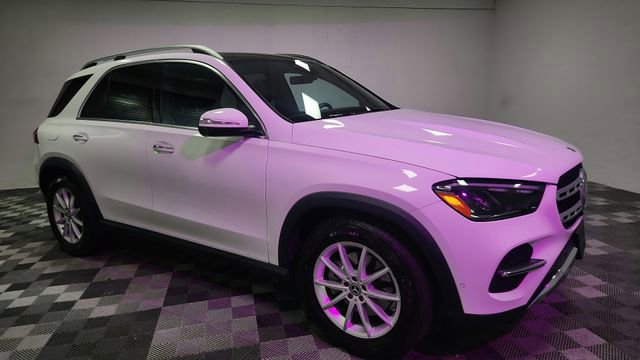 Used 2024 Mercedes-Benz GLE 350 4MATIC w/ 3rd Row Seat Package image 3