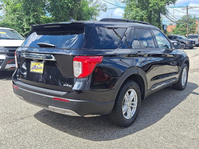 Certified 2022 Ford Explorer XLT w/ Equipment Group 202A image 25