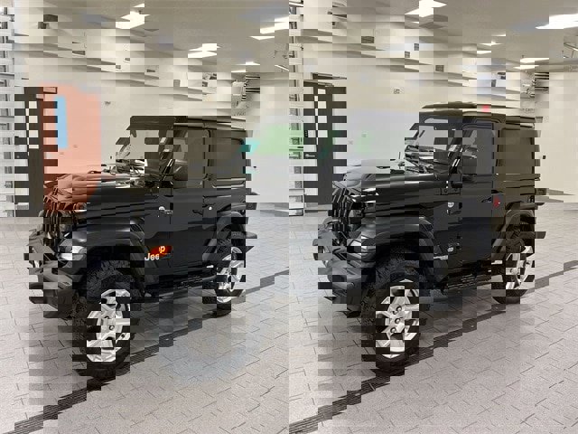 Used 2021 Jeep Wrangler Sport image 3