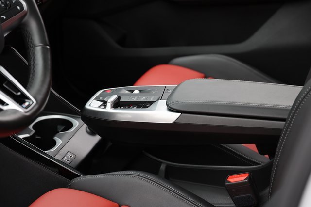 Used 2024 BMW X1 xDrive28i w/ Technology Package image 14