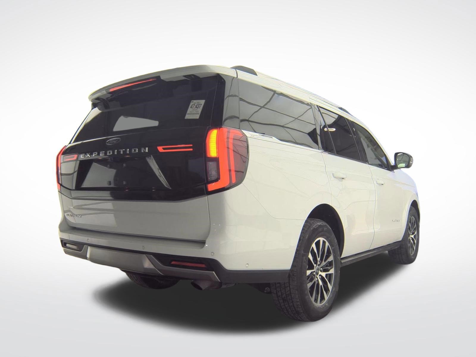 Certified 2025 Ford Expedition Platinum image 2