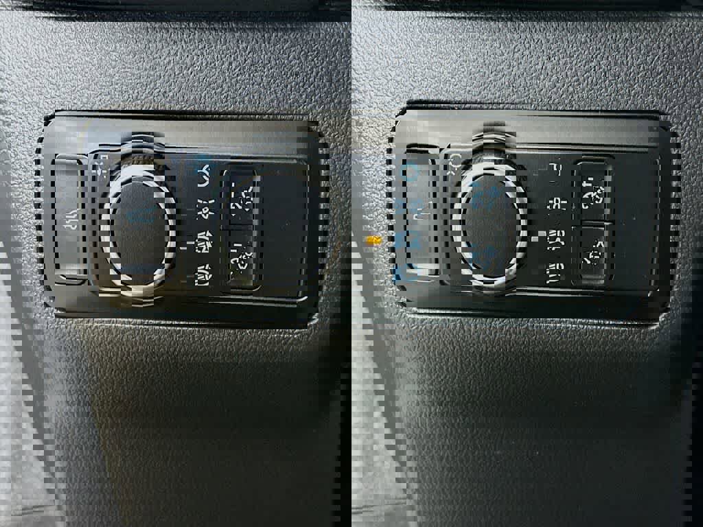 Certified 2023 Ford Escape Active image 28