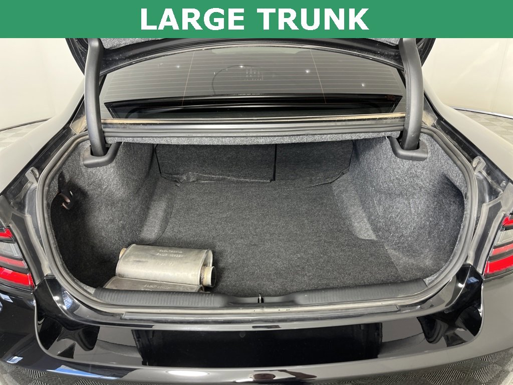 Used 2023 Dodge Charger R/T w/ Blacktop Package image 27