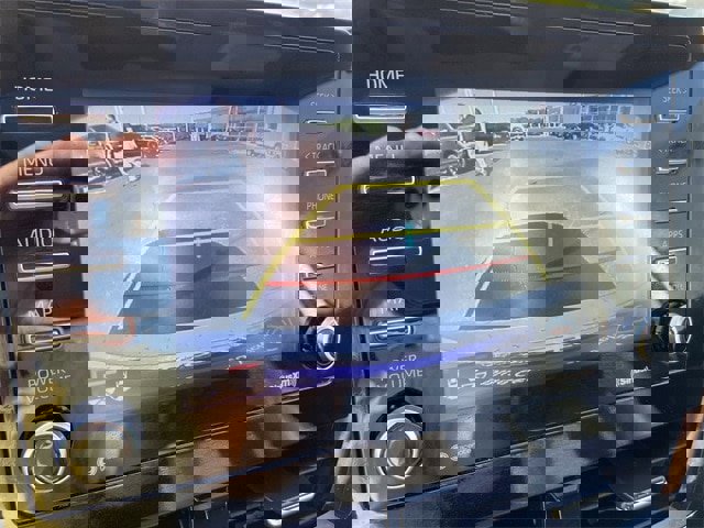 Used 2024 Toyota Camry SE image 17