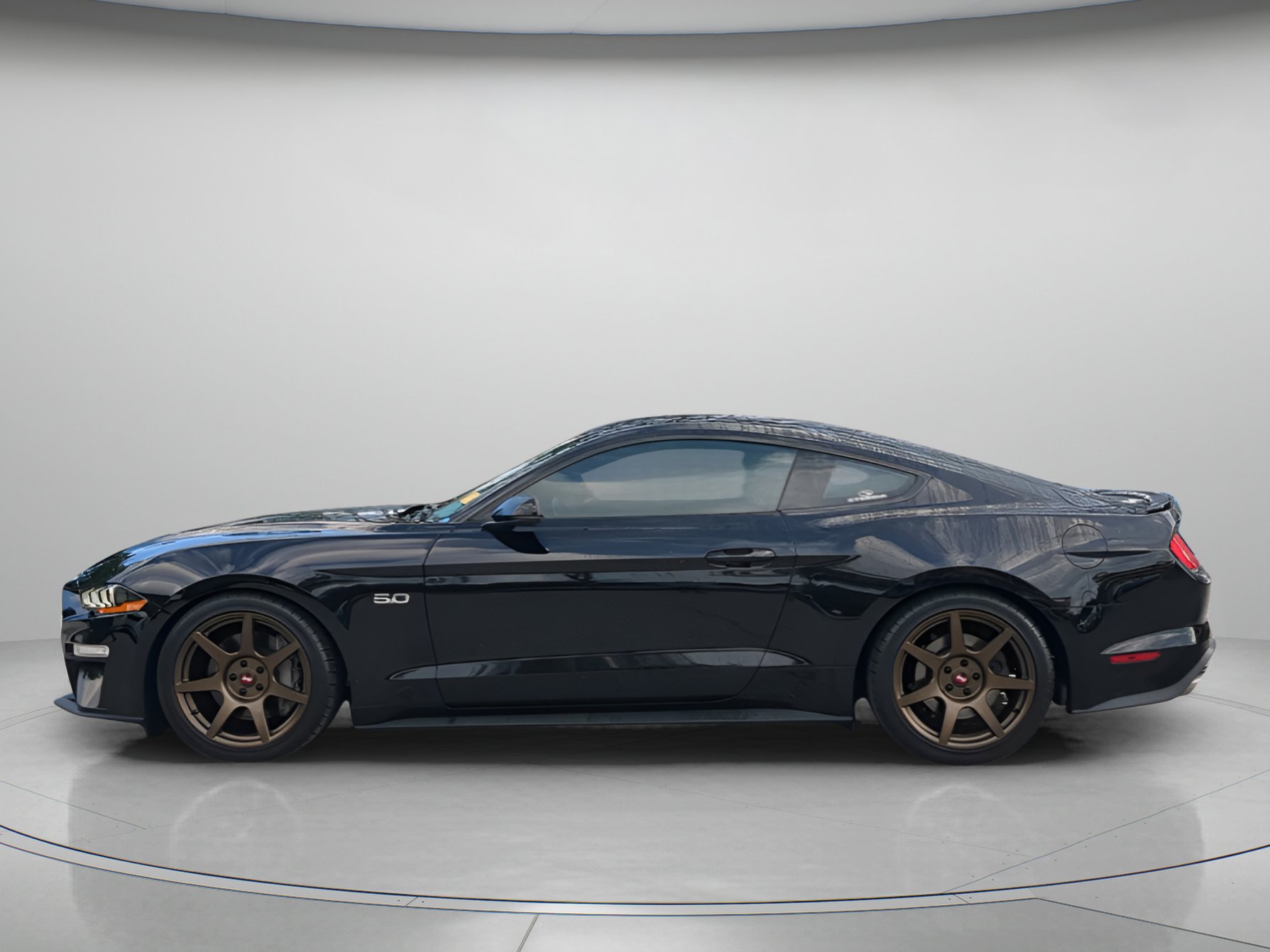 Certified 2022 Ford Mustang GT Premium w/ Equipment Group 401A RWD image 43