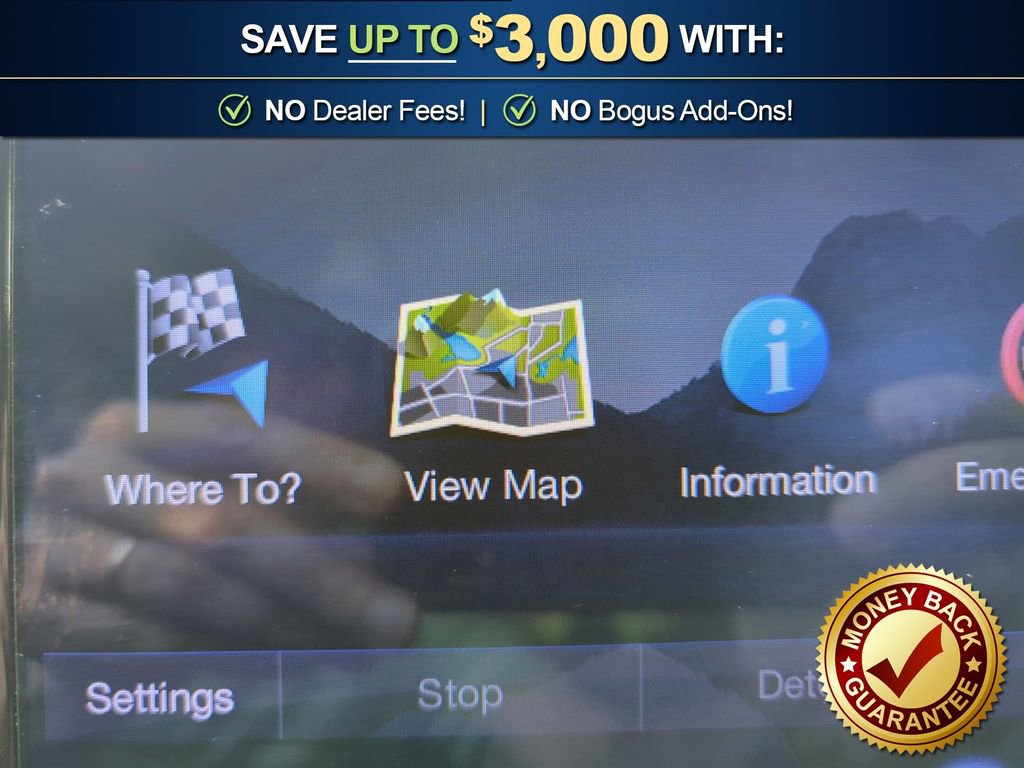 Used 2017 Chrysler Pacifica Touring-L FWD image 25