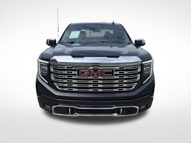 Used 2023 GMC Sierra 1500 Denali w/ Denali Reserve Package AWD/4WD image 2