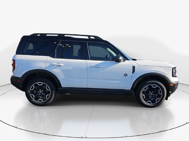 Certified 2025 Ford Bronco Sport Outer Banks AWD/4WD image 2
