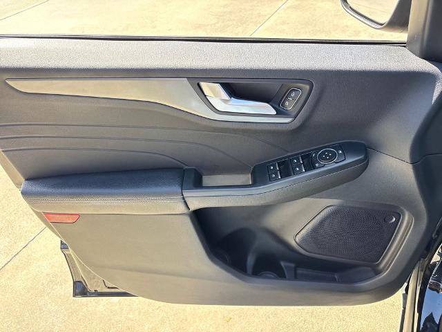 Certified 2024 Ford Escape SE image 15