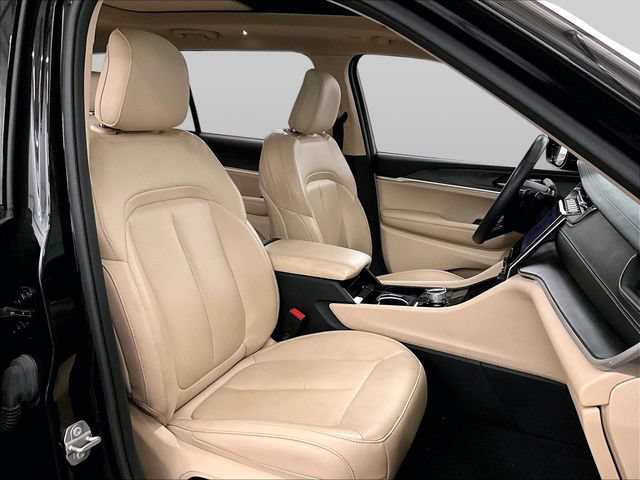 Used 2021 Jeep Grand Cherokee L Limited AWD/4WD image 7