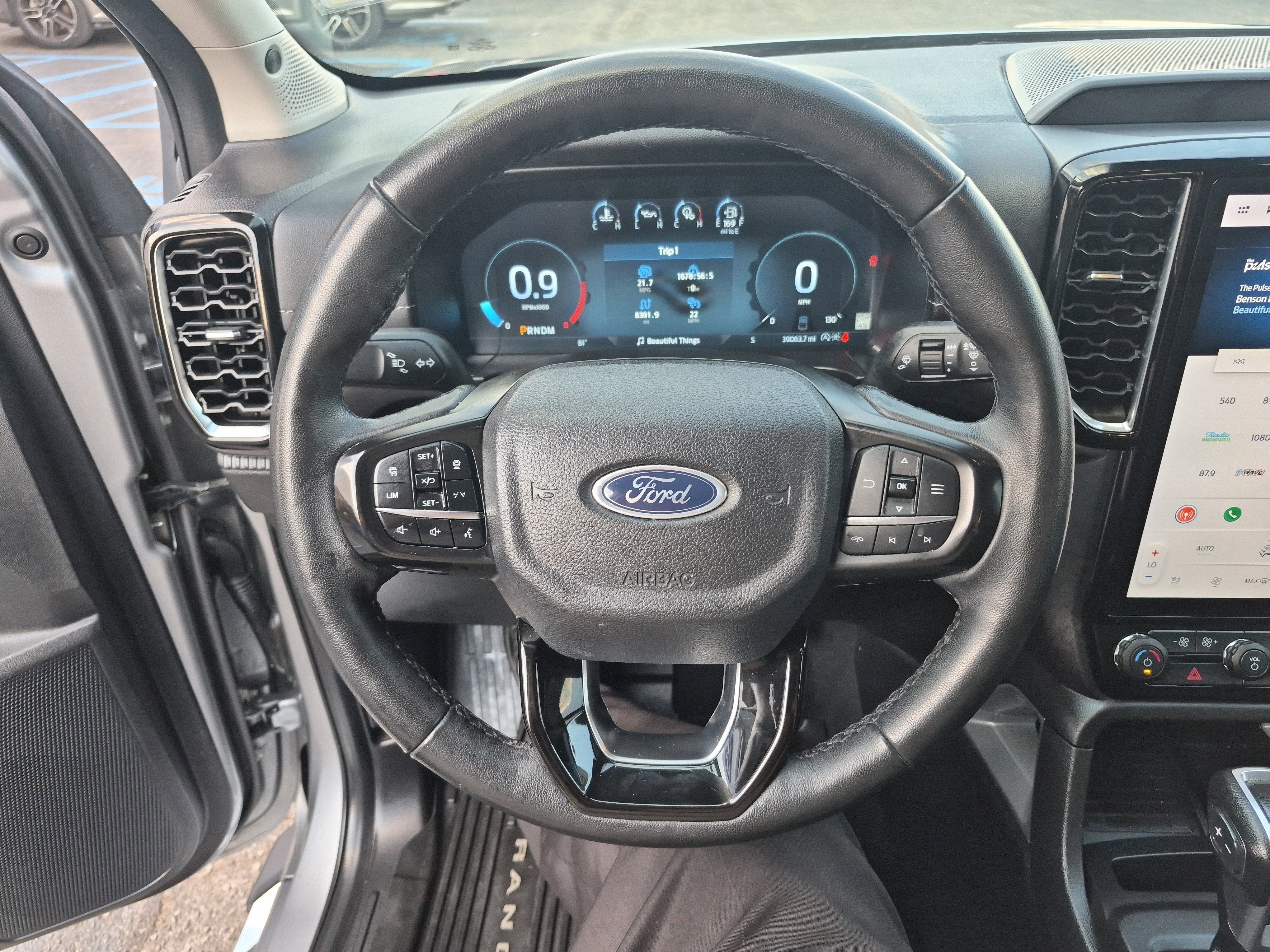 Certified 2024 Ford Ranger Lariat w/ Trailer Tow Package image 30