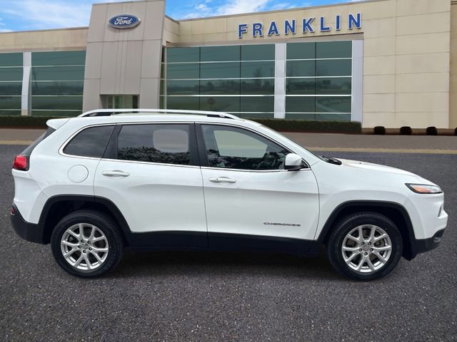 Used 2017 Jeep Cherokee Latitude w/ Comfort/Convenience Group image 6