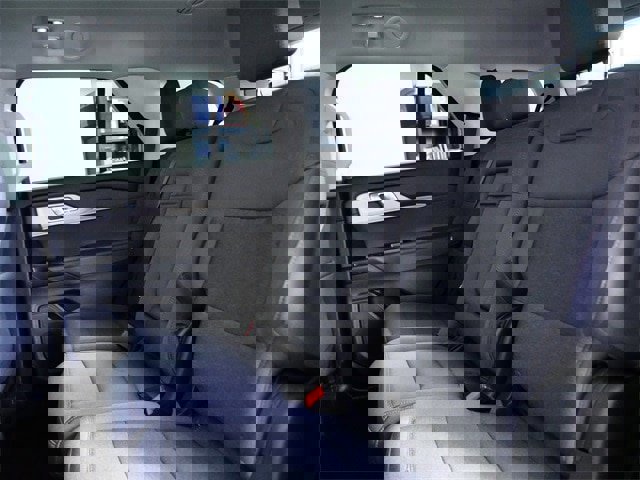 Certified 2025 Ford Explorer Active image 14