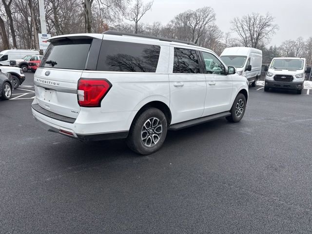 Certified 2024 Ford Expedition Max XLT image 5