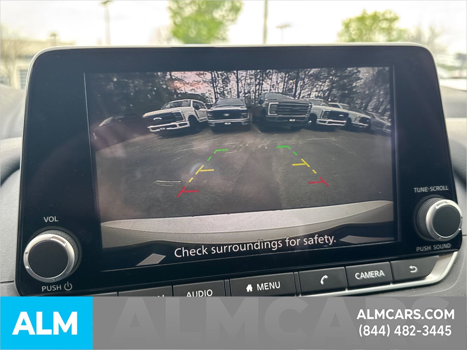 Used 2025 Nissan Rogue SV FWD image 35