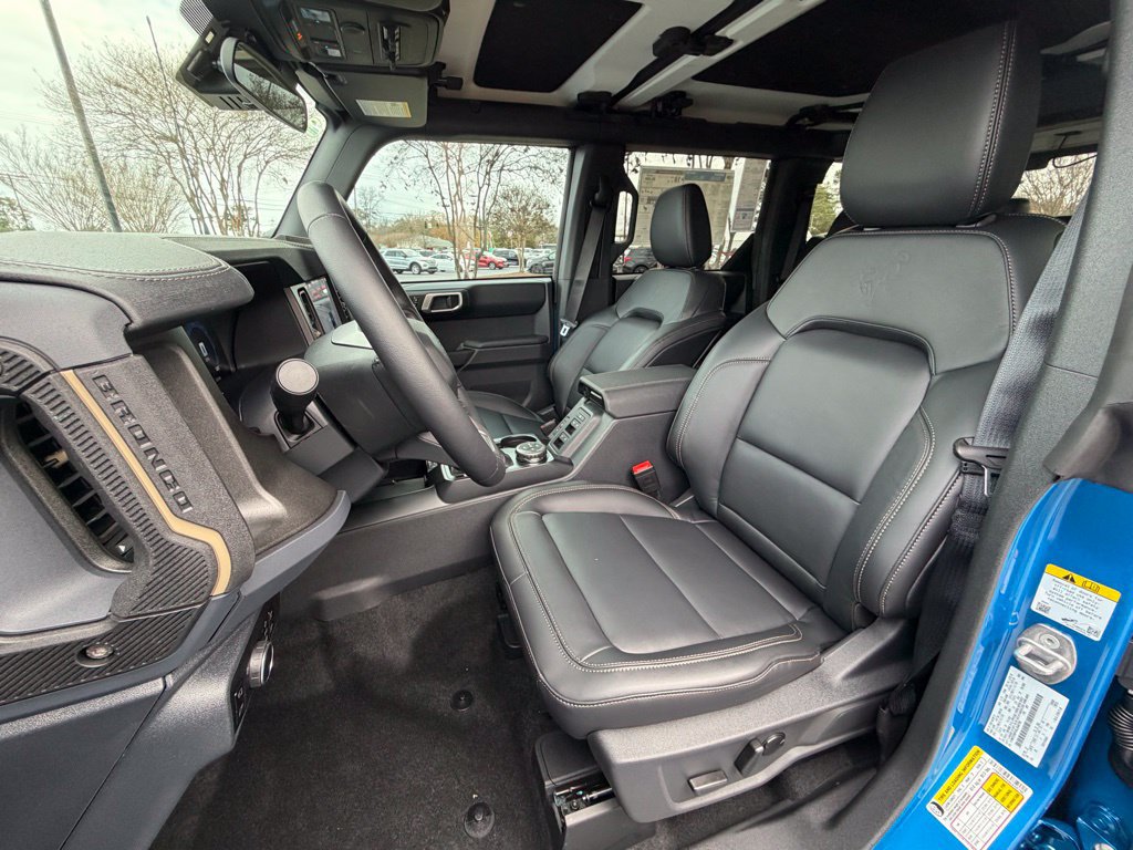 Certified 2025 Ford Bronco Badlands AWD/4WD image 17
