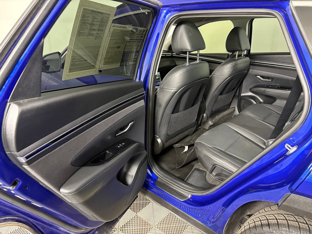 Used 2023 Hyundai Tucson Limited w/ Winter Package AWD/4WD image 29