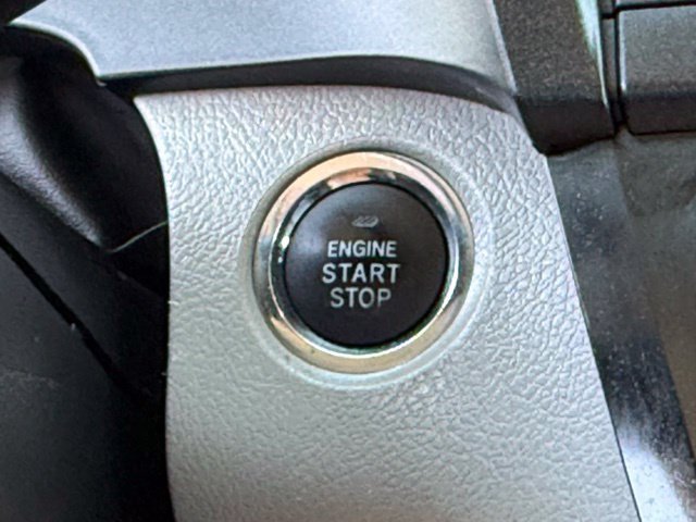 Used 2019 Toyota Sienna XLE w/ XLE Navigation Package FWD image 22