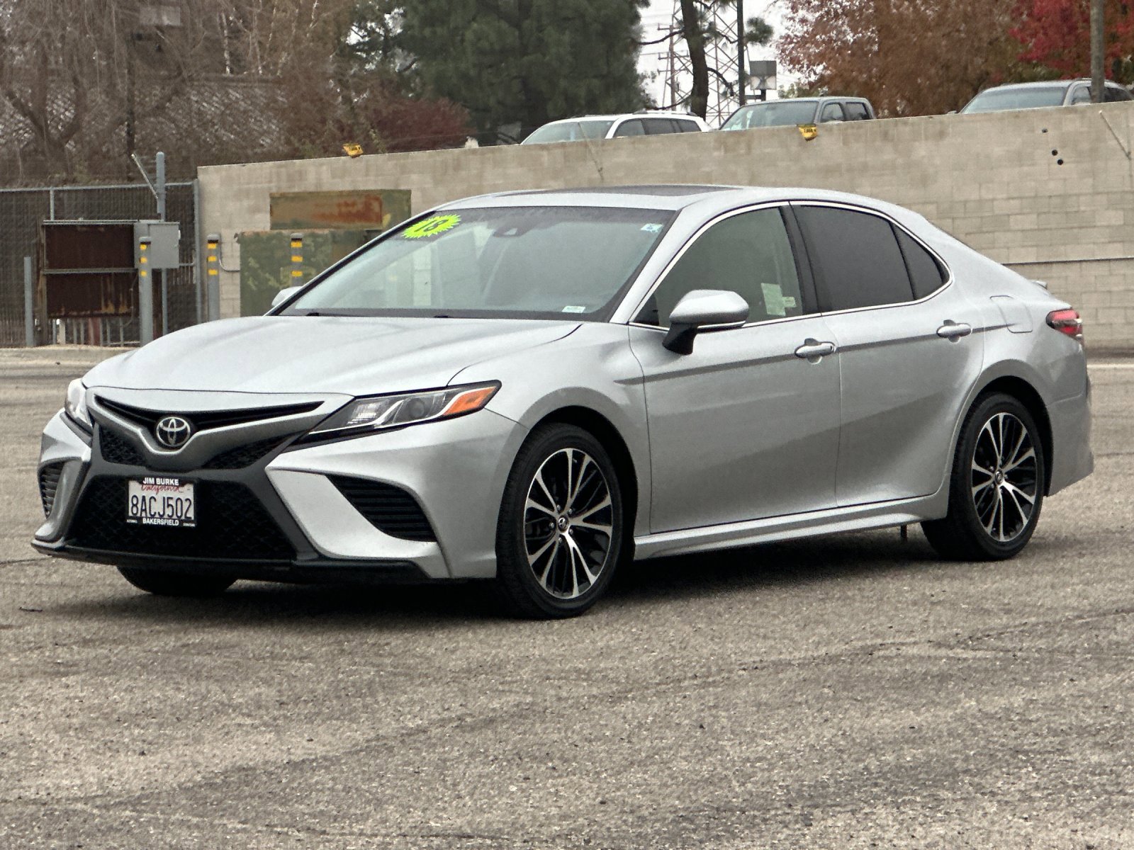 Used 2018 Toyota Camry image 8